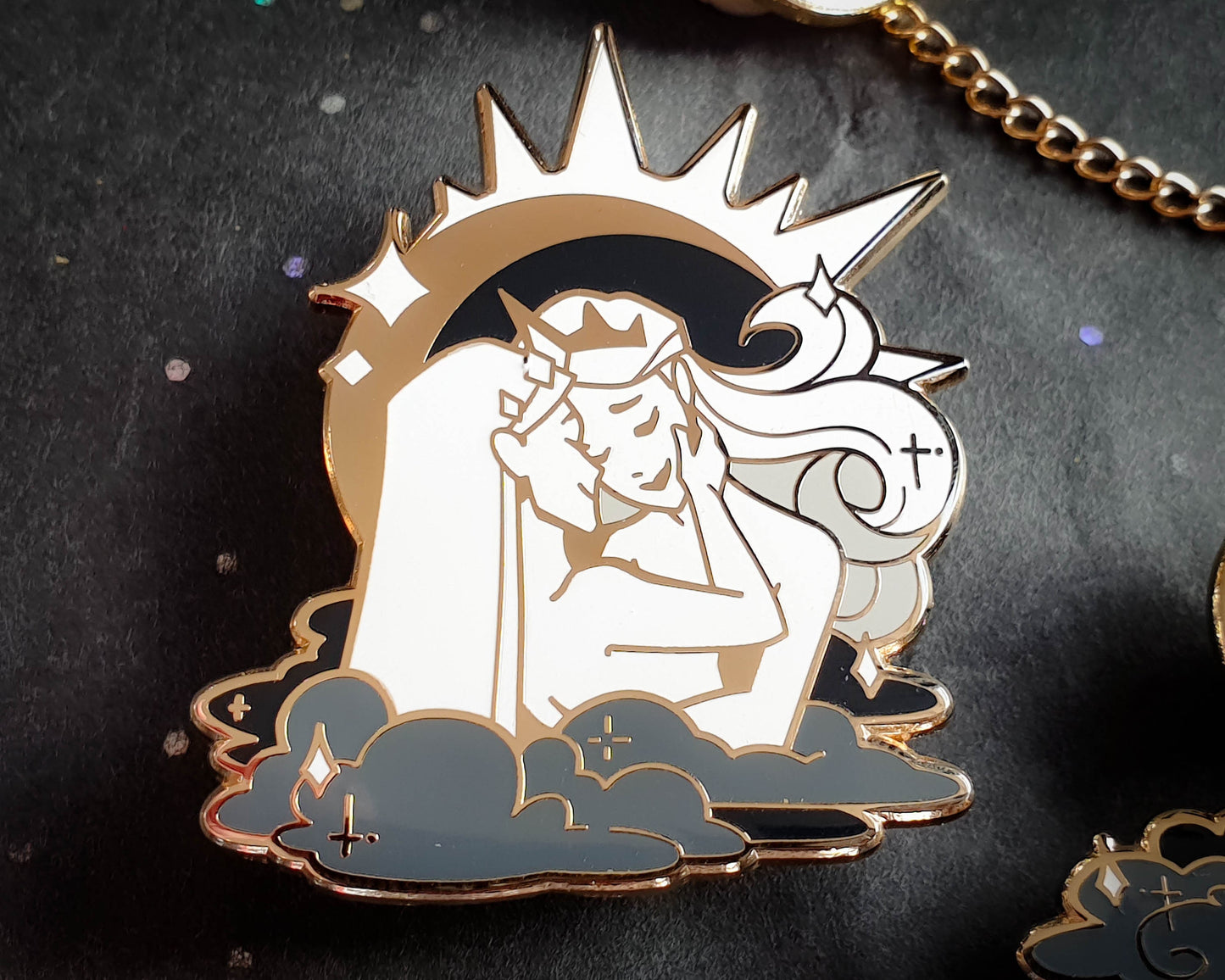 The Lovers - Hard Enamel Pin - Star-crossed Lovers (Collaboration by Astermorn and Annadrawsstuff)