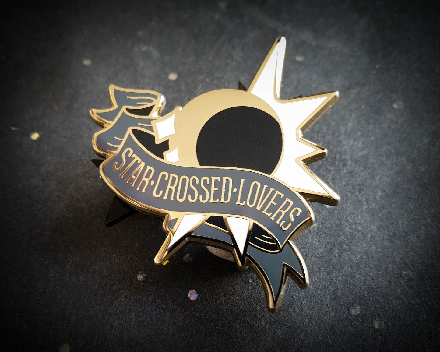 The Eclipse - Hard Enamel Pin - Star-crossed Lovers (Collaboration by Astermorn and Annadrawsstuff)