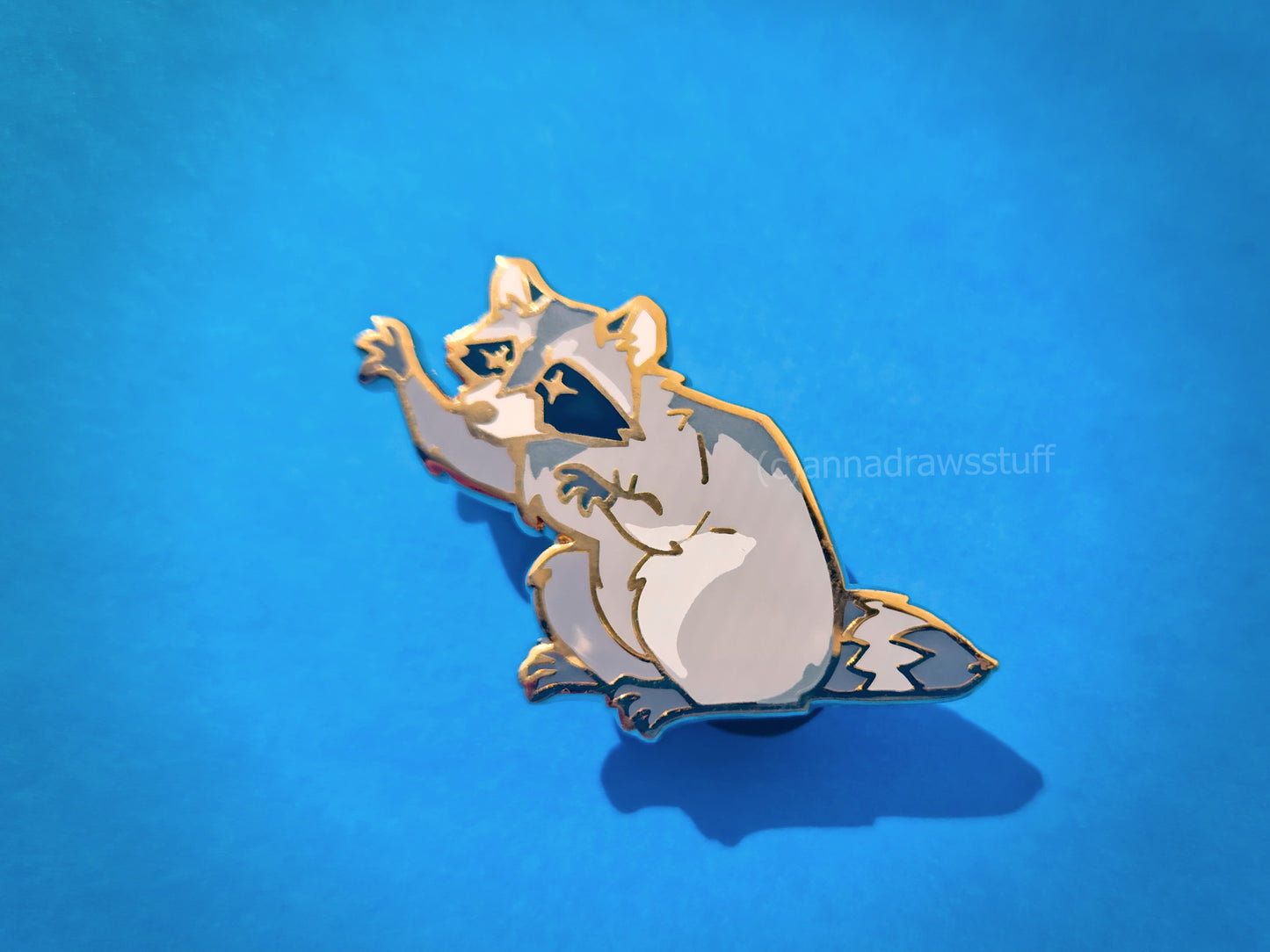 Grabby Raccoon - Hard Enamel Pin - Extrashvaganza