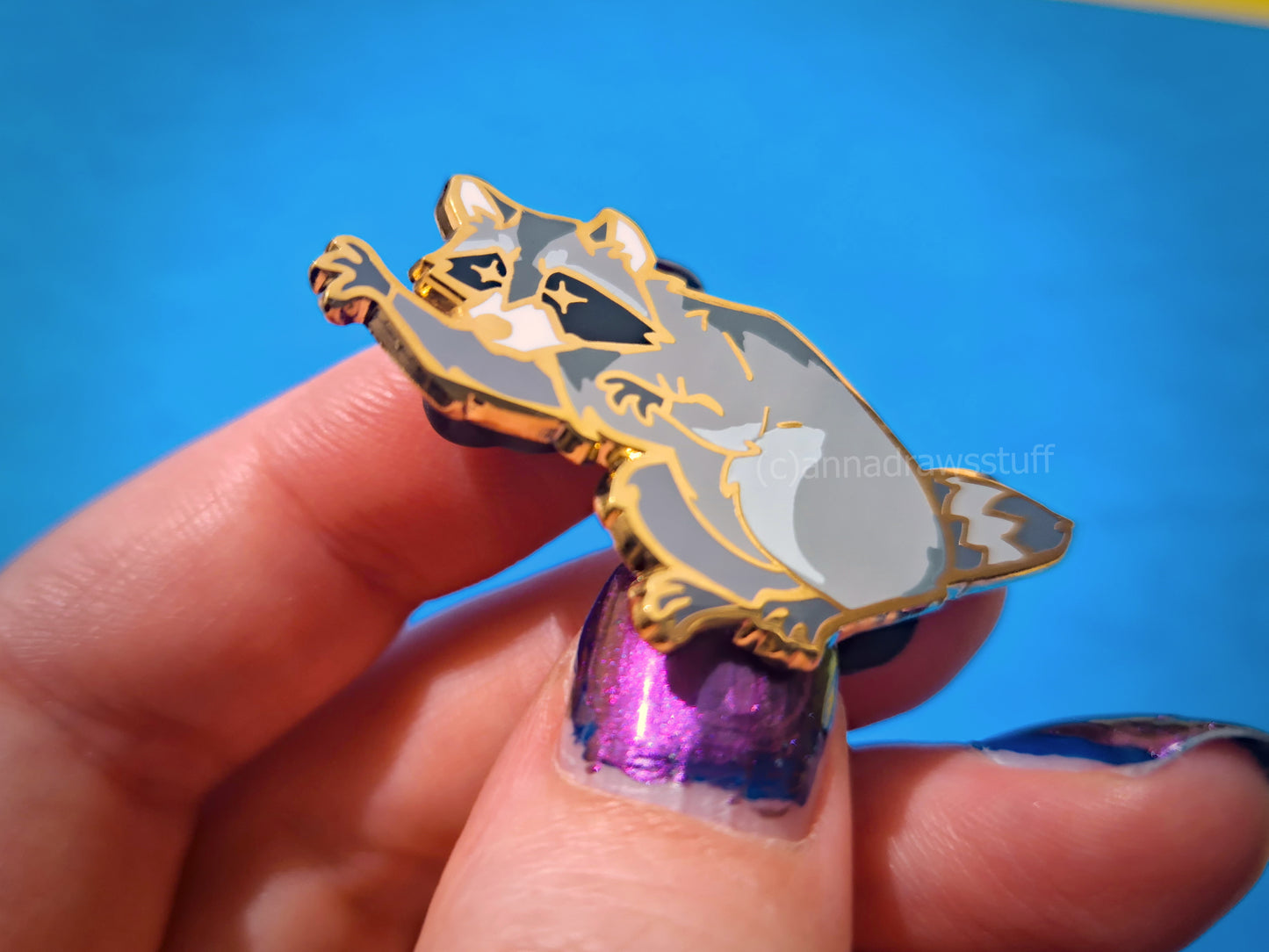 Grabby Raccoon - Hard Enamel Pin - Extrashvaganza