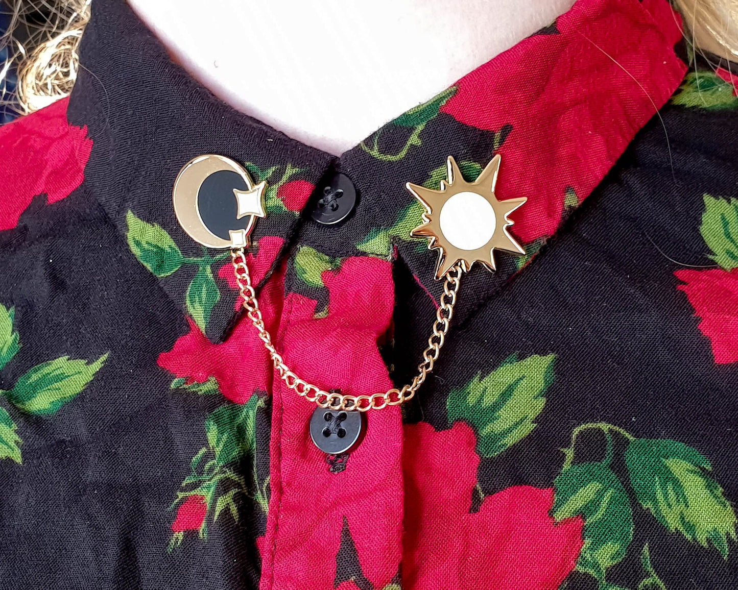 Sun And Moon Collar Pins - Hard Enamel Pin Set - Star-crossed Lovers (Collaboration by Astermorn and Annadrawsstuff)